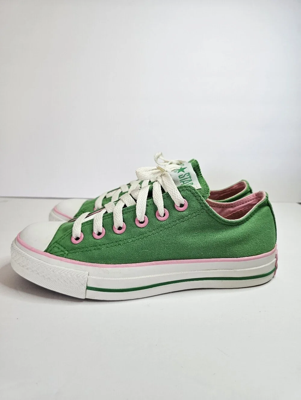 Vintage 2004 Converse All Star Green Pink Low Top Sneakers Women's 7 Y2K RARE